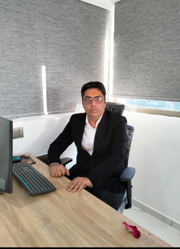 Advocate Mayurkumar Baldevbhai Suthar